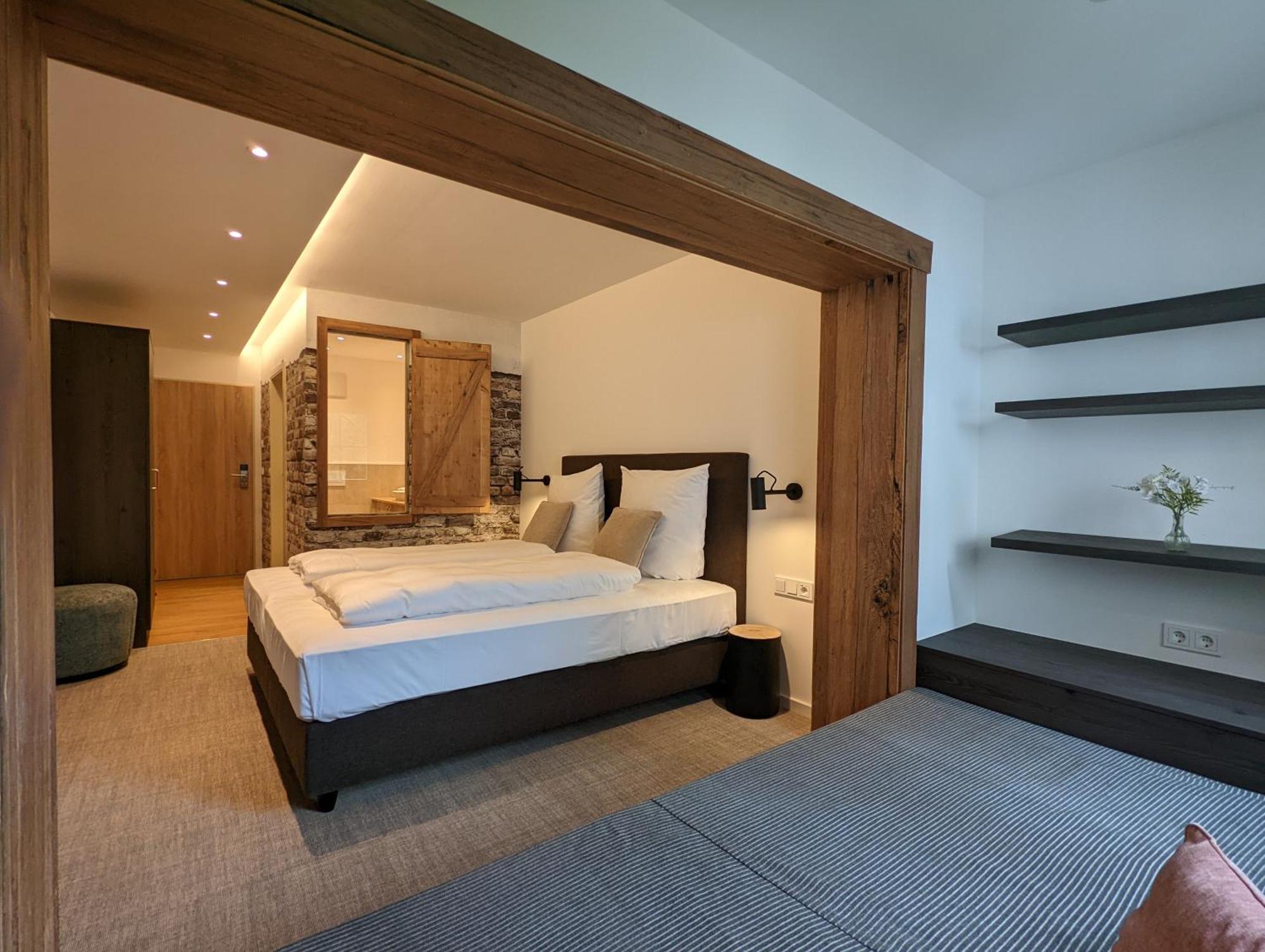 Hotel Und Weingut Karlsmuehle Mertesdorf Екстериор снимка